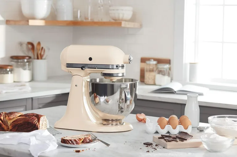 KitchenAid Artisan Series 5 Quart Tilt Head Stand Mixer with Pouring Shield KSM150PS